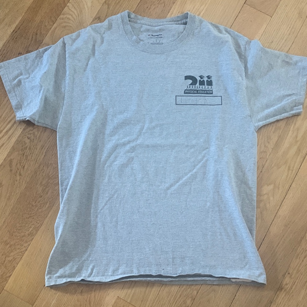 Champions Men Light Gray Short Sleeve Crewneck T-Shirt with Small Chest Print